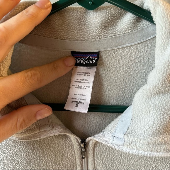 Patagonia fleece medium 1/4 quarter zip light gray pullover warm cozy activewear - Picture 2 of 5